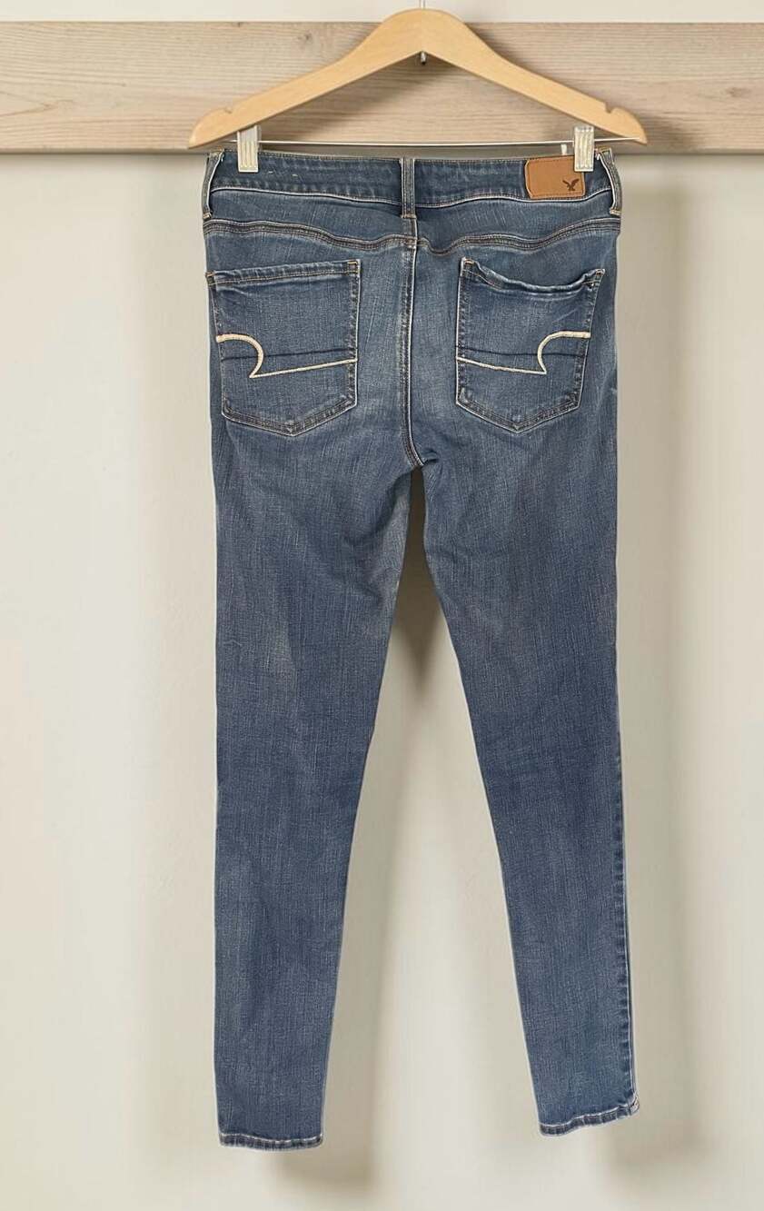 American Eagle Outfitters Super Stretch Jegging Mid-Rise Skinny Jeans